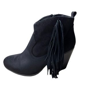 NEW Madden Girl Pancho Black Leather Suede Western Fringe Booties size 9